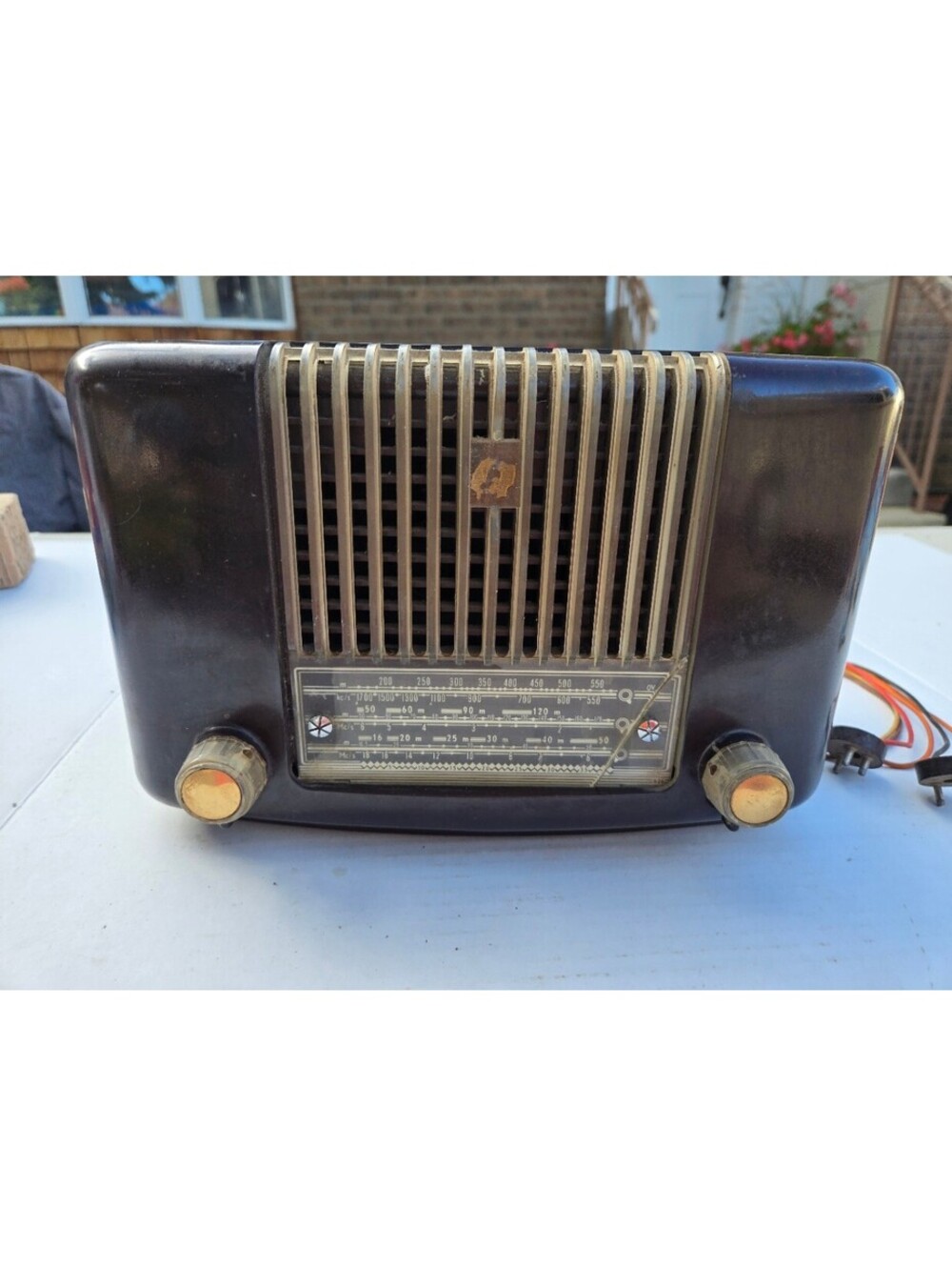 Vintage 1952 Rogers Majestic RM503 Bakelite Tube Radio Battery Operated Canada
